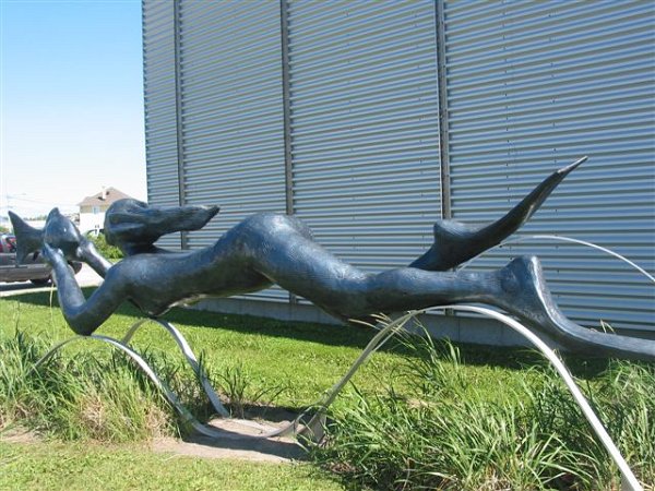 05-Voyage AREQ 2012.jpg - La sirène du Musée de la mer.