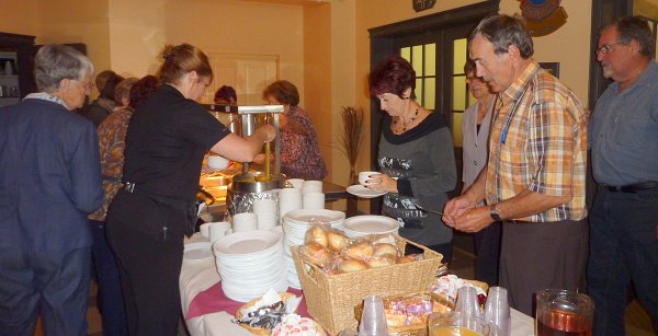 P1190012-001.JPG - Comment ne pas avoir faim?