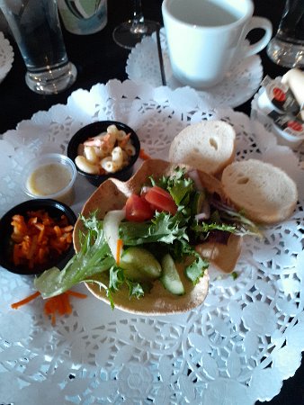 13. Délicieuse salade.jpg