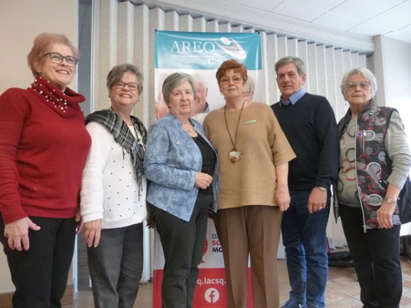 2. Cs + Carol P. prés. rég..jpg